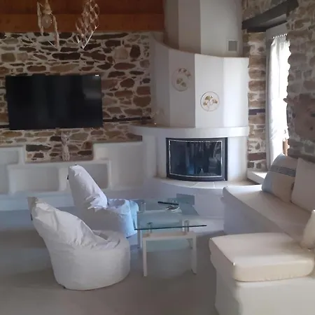 Relax Holistic House * Potamia