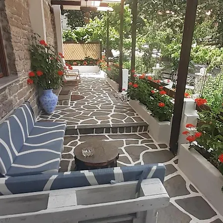 Relax Holistic House *