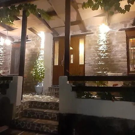 Relax Holistic House * Potamia