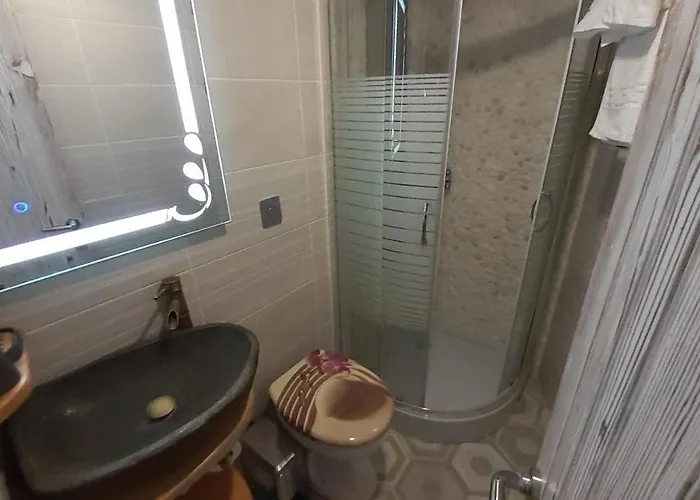 Relax Holistic House