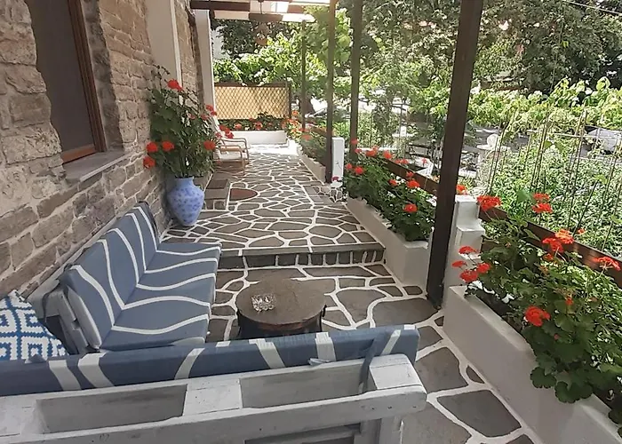 Relax Holistic House *